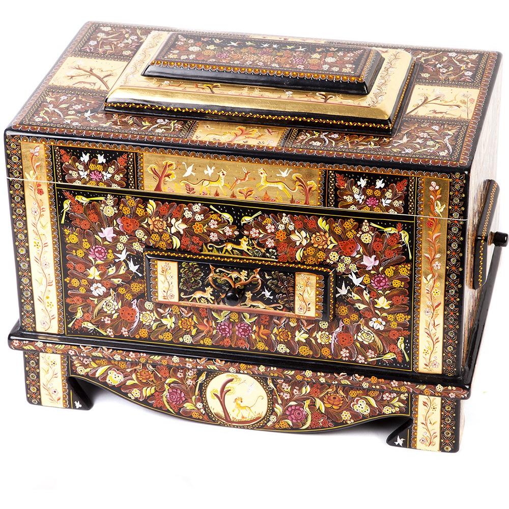 Caja Dorada / Woodcarving Lacquer Mexican Folk Art