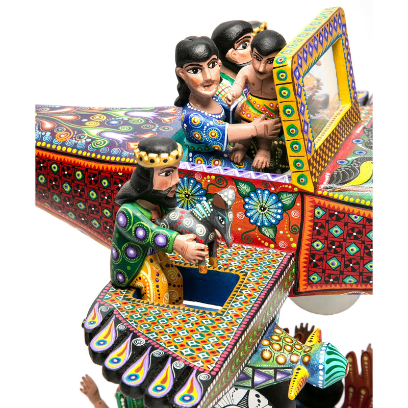 Nacimiento Avion / Woodcarving Mexican Folk Art Sculpture Nativity