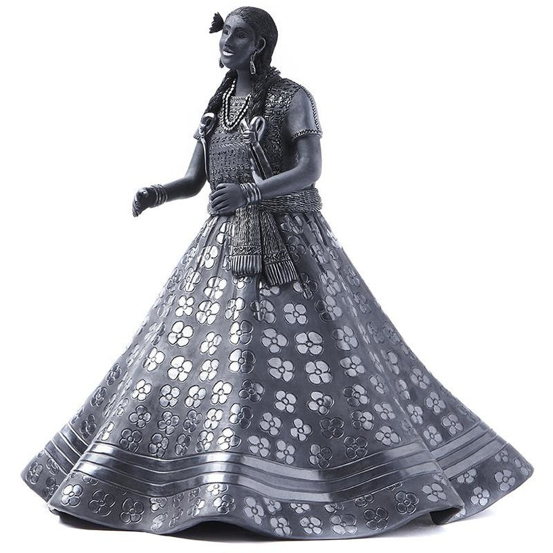 Traje Huajapan-Oaxaca / Ceramics Black Clay Mexican Folk Art