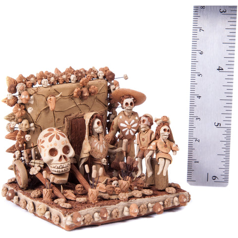 Altar de Muertos / Ceramics Mexican Folk Art Miniature