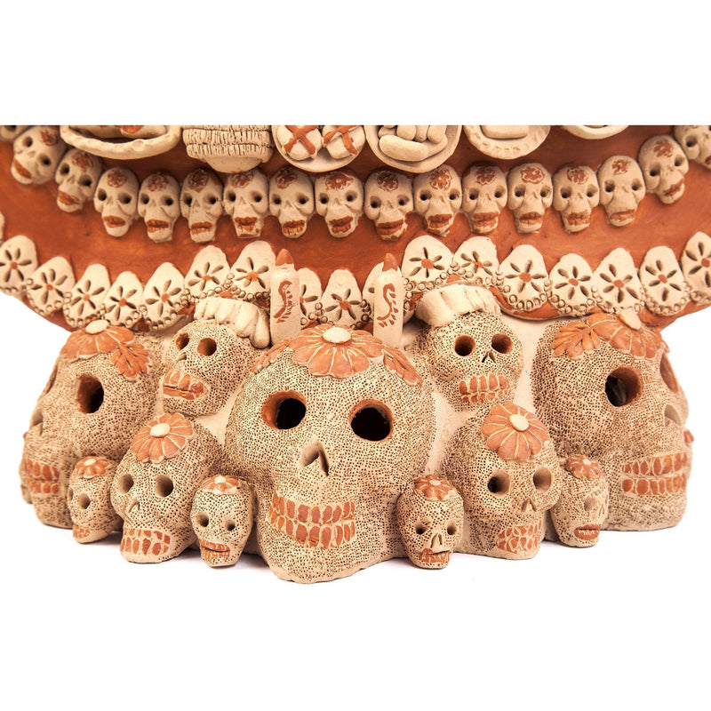 Catrina con Ofrenda de Muertos / Ceramics Mexican Folk Art Clay