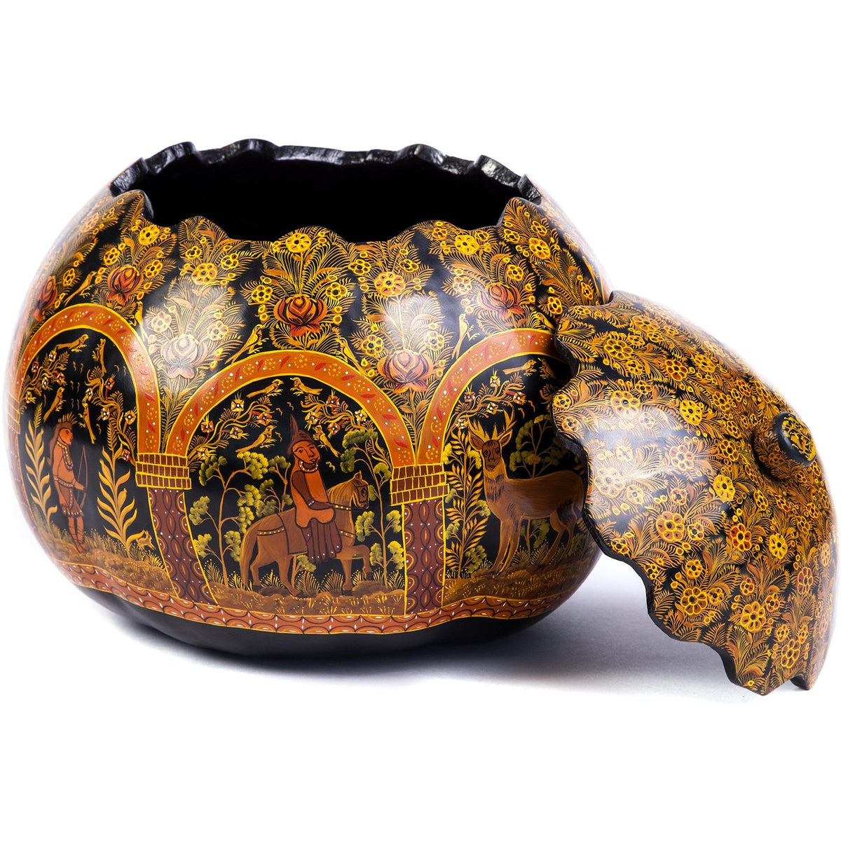 Costurero Dorado en Ocre / Lacquer Mexican Folk Art