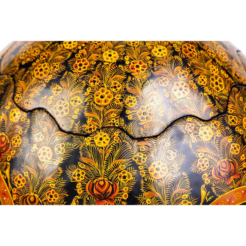 Costurero Dorado en Ocre / Lacquer Mexican Folk Art