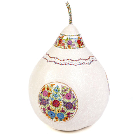 Costurero Blanco y Rallado / Lacquer Mexican Folk Art