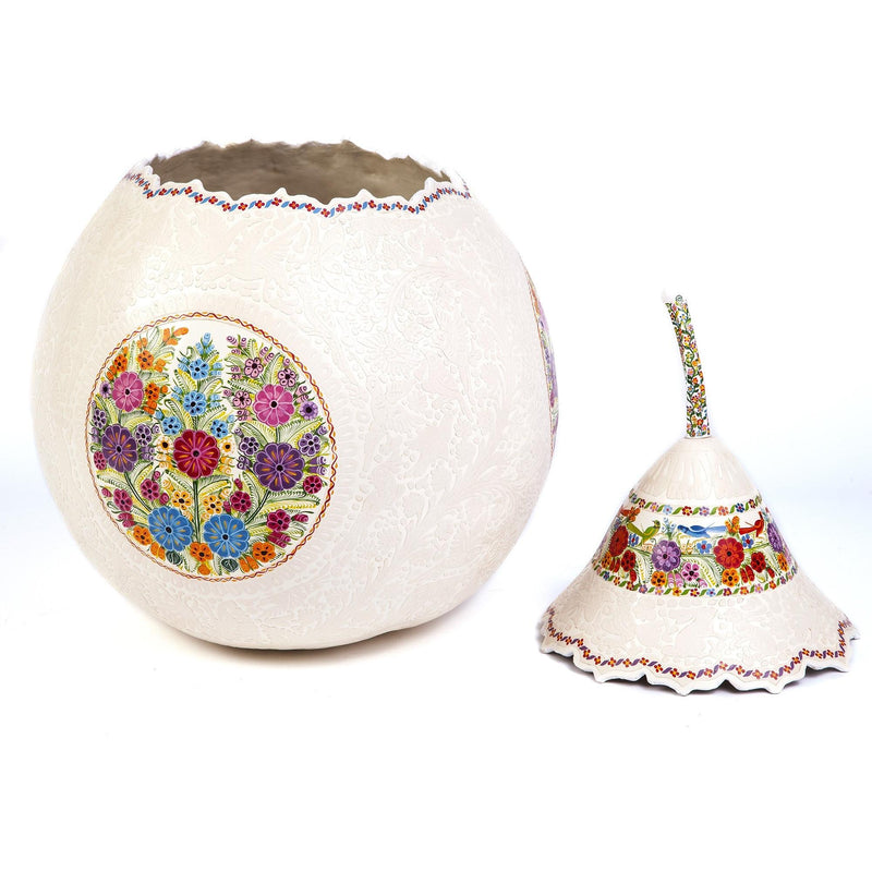 Costurero Blanco y Rallado / Lacquer Mexican Folk Art