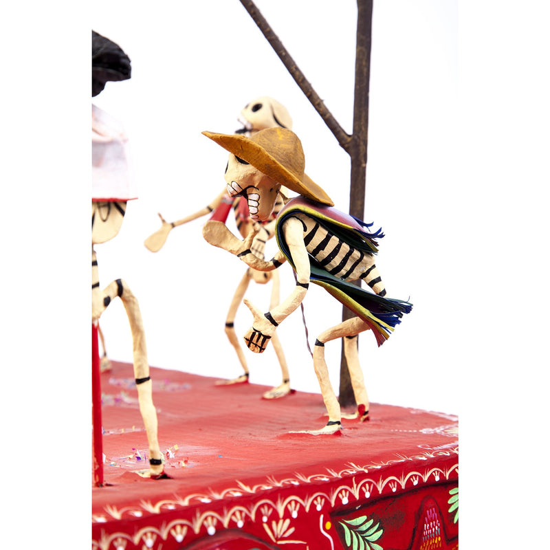 Juego de la Piñata / Mexican Mechanical Folk Art Carton Sculpture