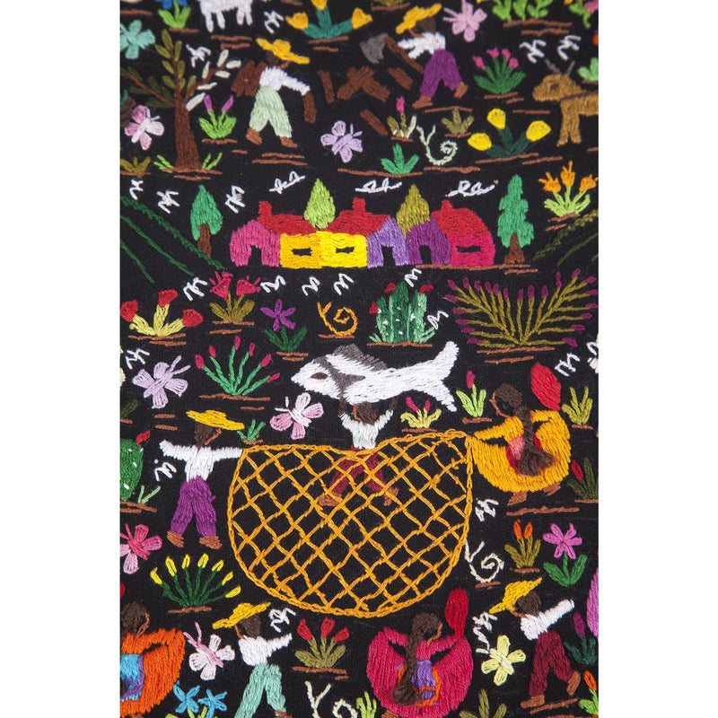 Tradiciones / Textiles Mexican Folk Art Embroidery