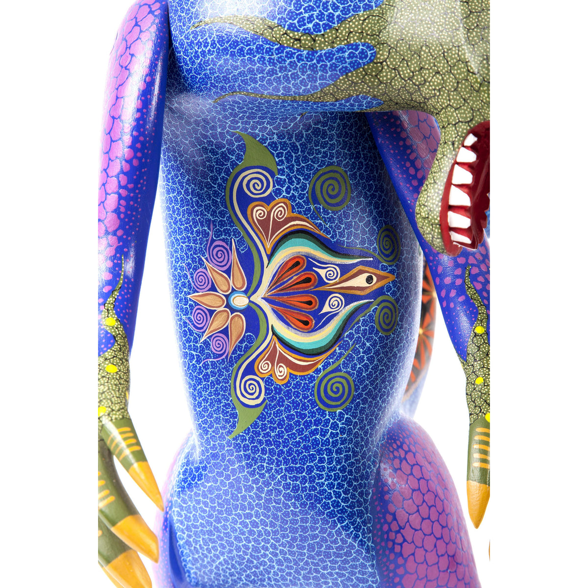 Alebrije Tochitl / Woodcarving Alebrije Mexican Folk Art Sculpture