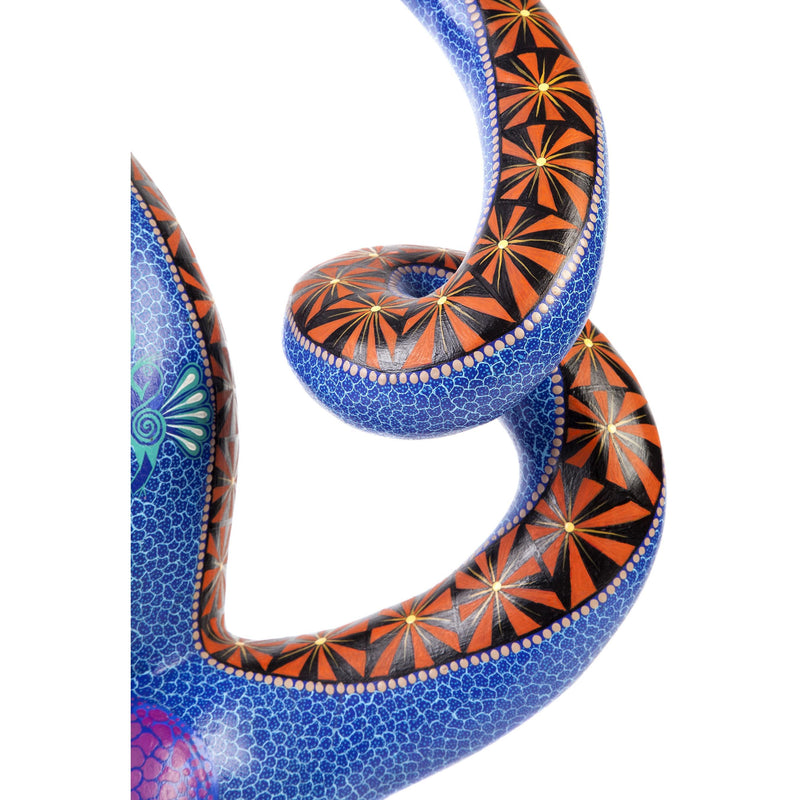Alebrije Tochitl / Woodcarving Alebrije Mexican Folk Art Sculpture