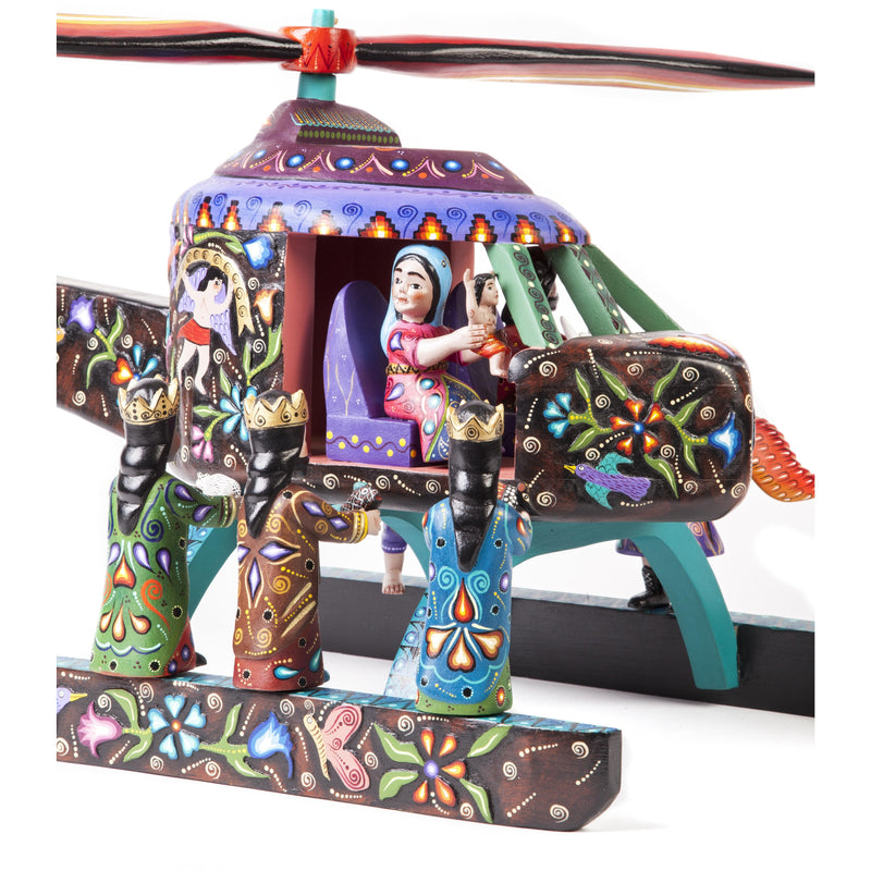 Nacimiento Helicoptero / Woodcarving Mexican Folk Art Sculpture Nativity