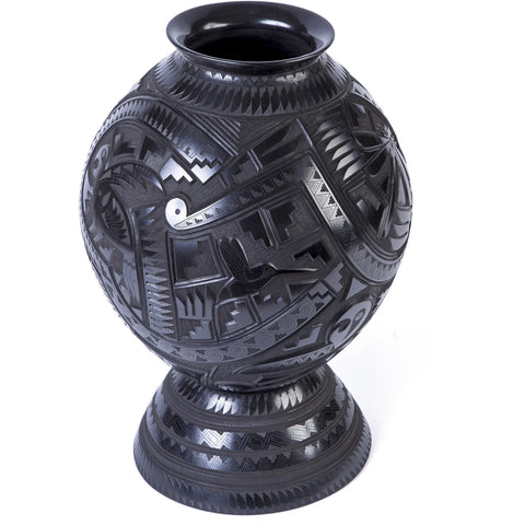 Belleza Nocturna / Ceramics Mexican Folk Art Mata Ortiz