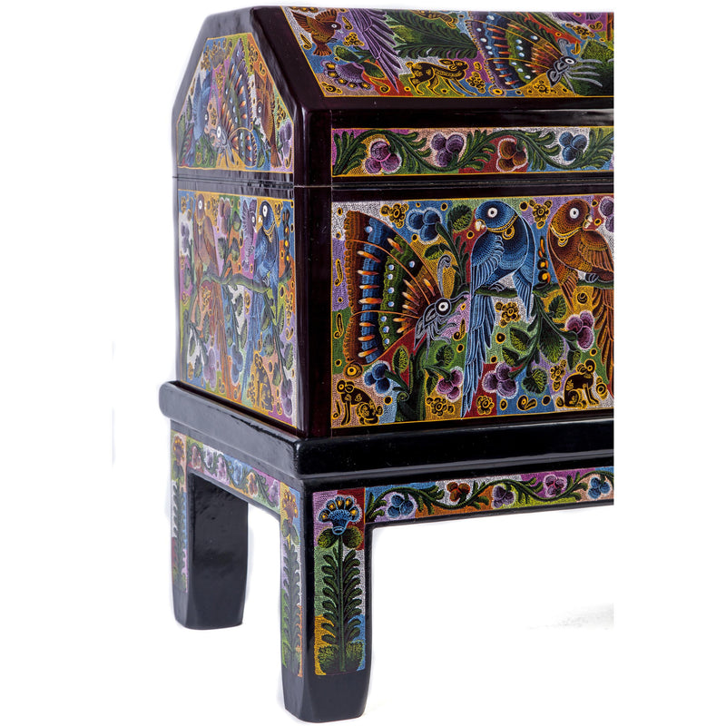 Baul Fauna Selvatica color vino / Woodcarving Lacquer Mexican Folk Art