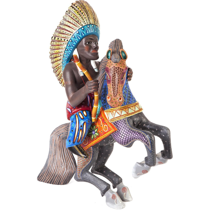 Indio / Woodcarving Mexican Folk Art Sculpture