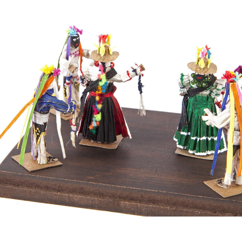 Danzas y Costumbres / Vegetable Fibers Mexican Folk Art Miniature