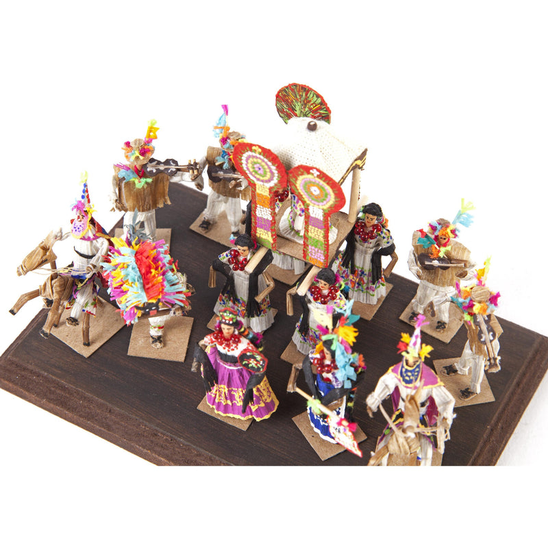 Danzas y Costumbres / Vegetable Fibers Mexican Folk Art Miniature