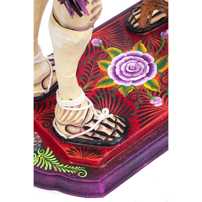 Los Compadres / Mexican Folk Art Carton Sculpture