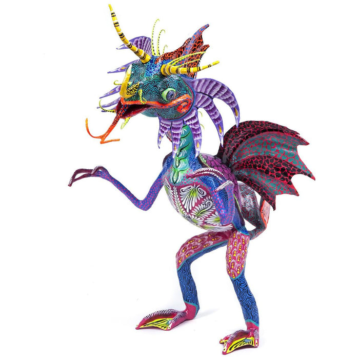Alebrije / Mexican Folk Art Carton Sculpture