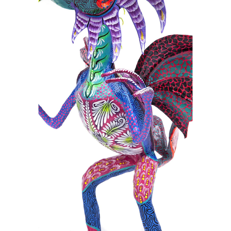 Alebrije / Mexican Folk Art Carton Sculpture