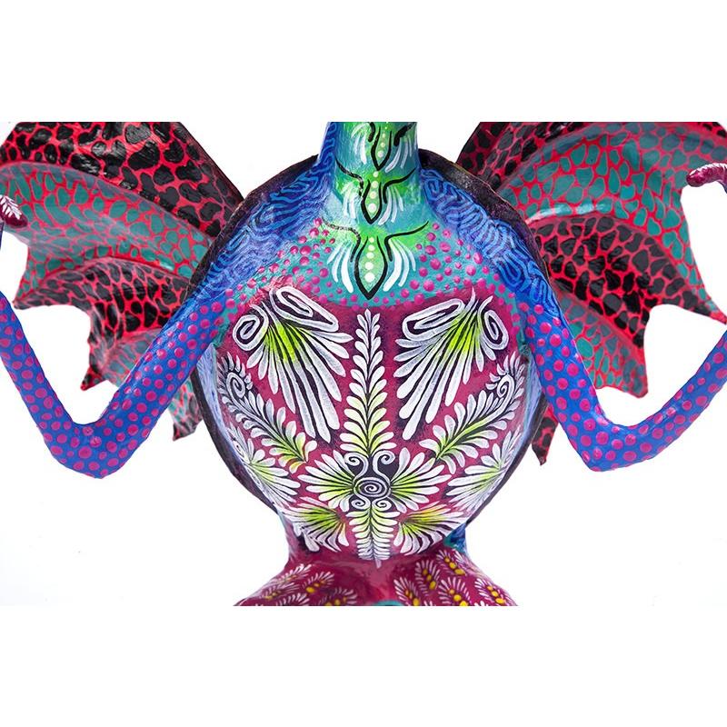 Alebrije / Mexican Folk Art Carton Sculpture