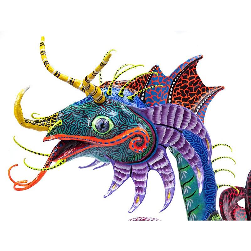 Alebrije / Mexican Folk Art Carton Sculpture