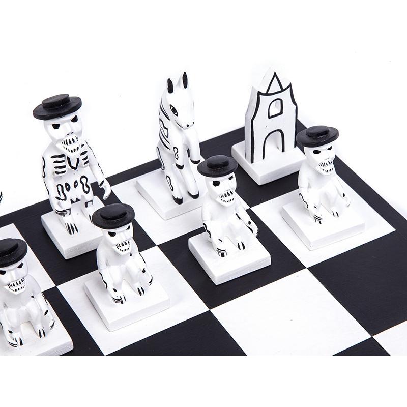 Ajedrez Dia de Muertos / Woodcarving Mexican Folk Art Chess