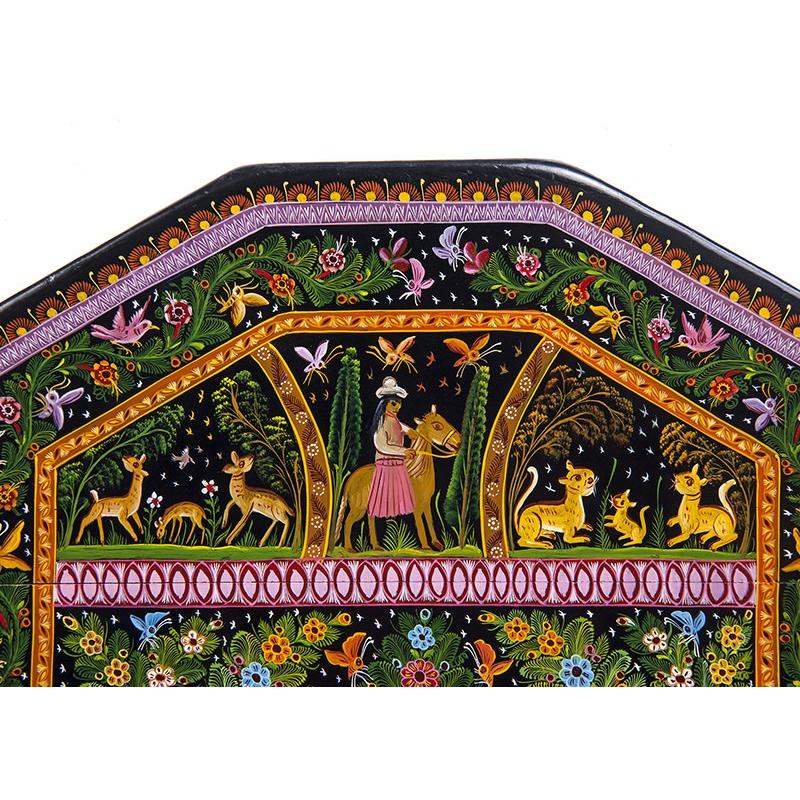 Baul en el Campo / Woodcarving Lacquer Mexican Folk Art