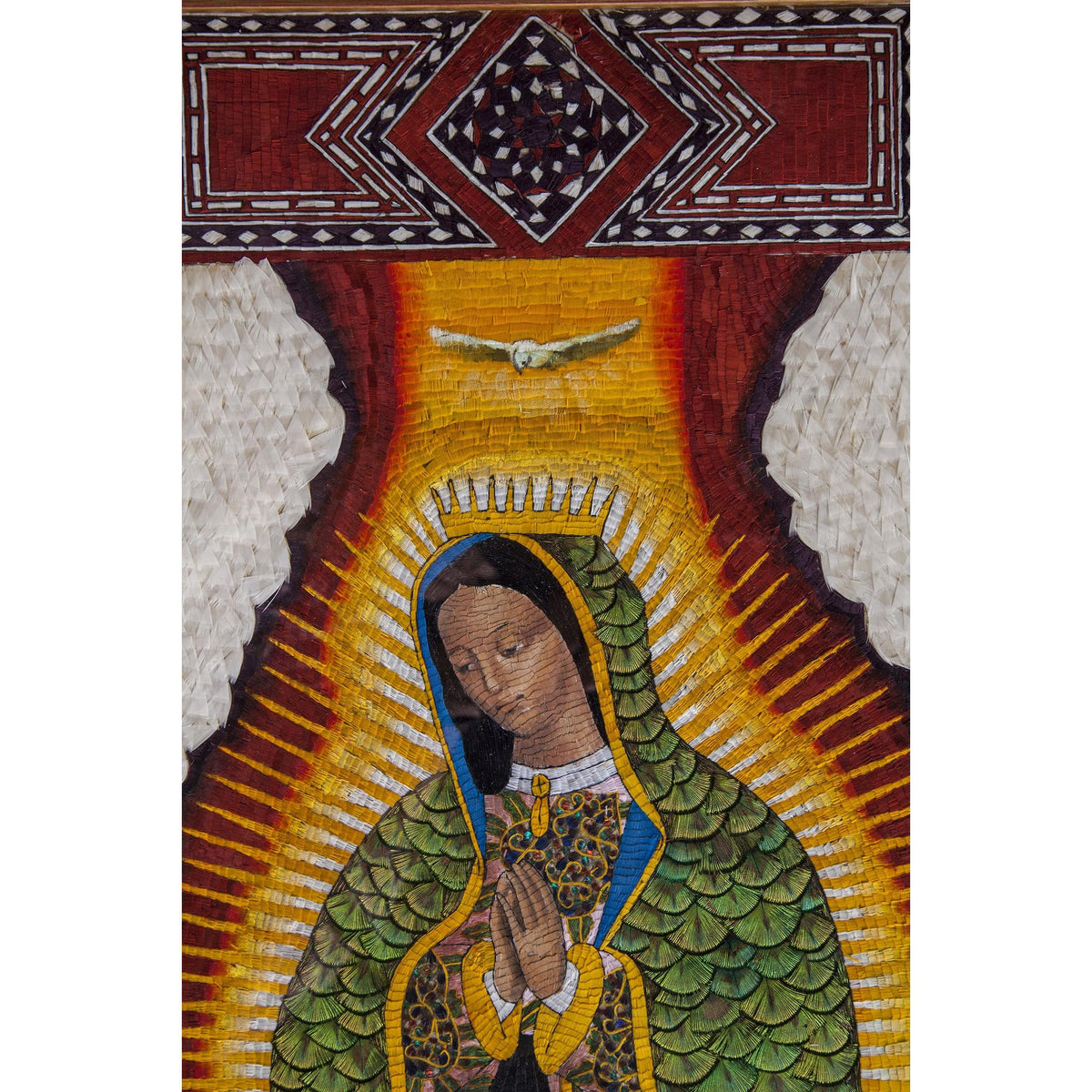 Virgen de Guadalupe con Marco Taraceado en Pluma / Mexican Folk Art Featherwork Frame