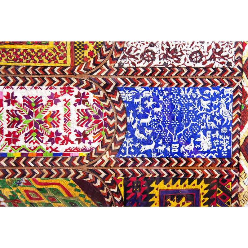Dechado de Textiles Mexicanos / Mexican Folk Art Featherwork Frame