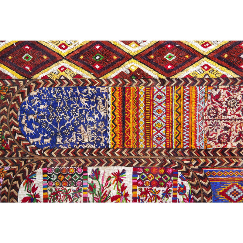 Dechado de Textiles Mexicanos / Mexican Folk Art Featherwork Frame
