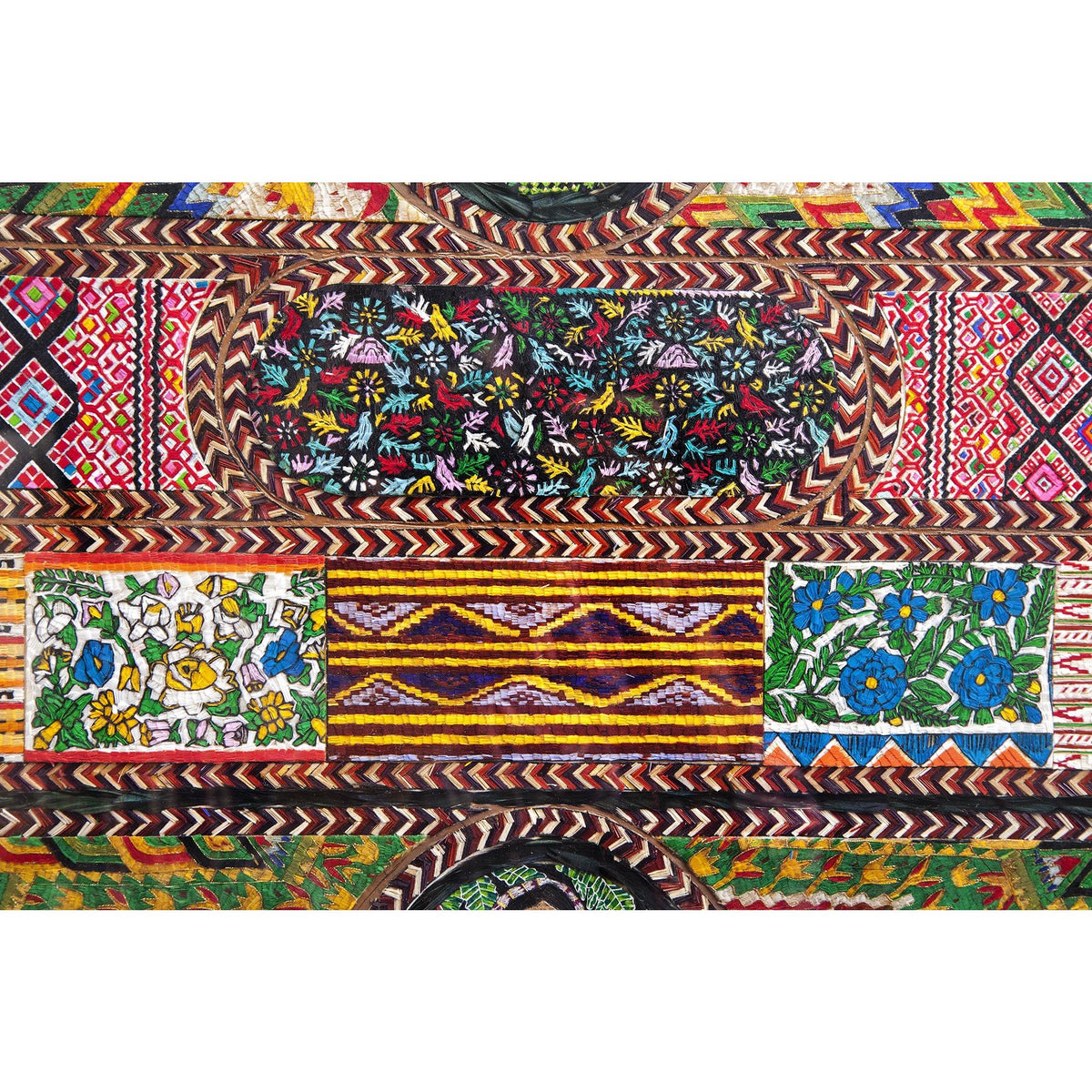 Dechado de Textiles Mexicanos / Mexican Folk Art Featherwork Frame