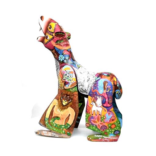 Raices de mis Sueños / Woodcarving Alebrije Mexican Folk Art Sculpture