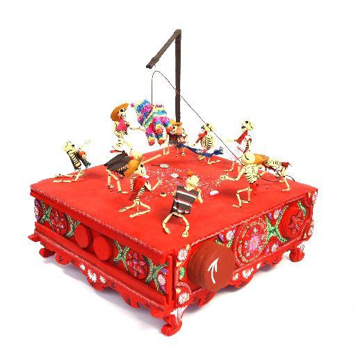 Piñata en mi Pueblo / Mexican Mechanical Folk Art Carton Sculpture